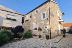 Family friendly house with a swimming pool Ninski Stanovi, Zadar - 17812